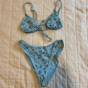 PacSun Blue Bikini Set with Delicate Pattern